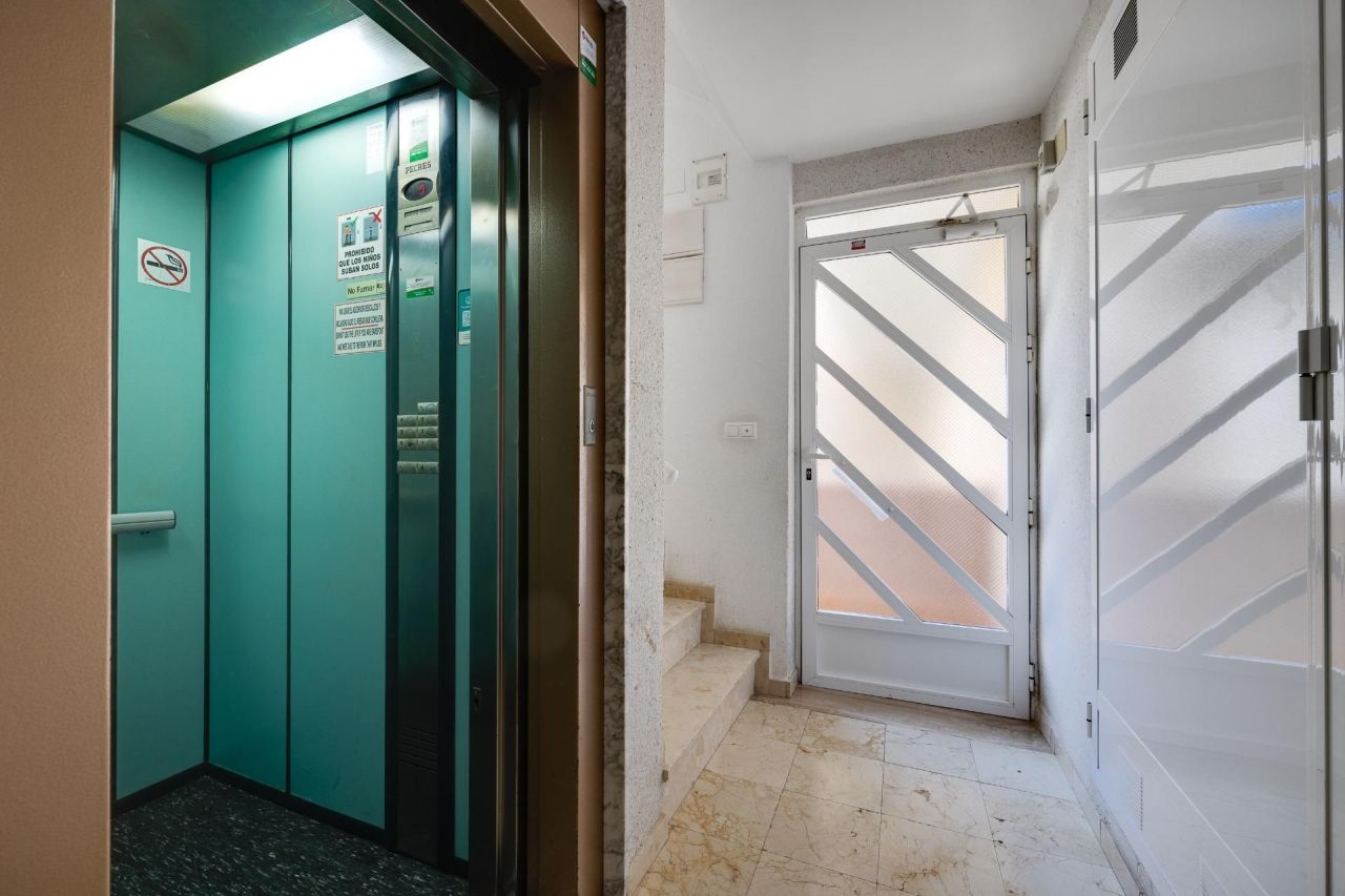 Appartamento a Torrevieja, Spagna, 56 m² - foto 16