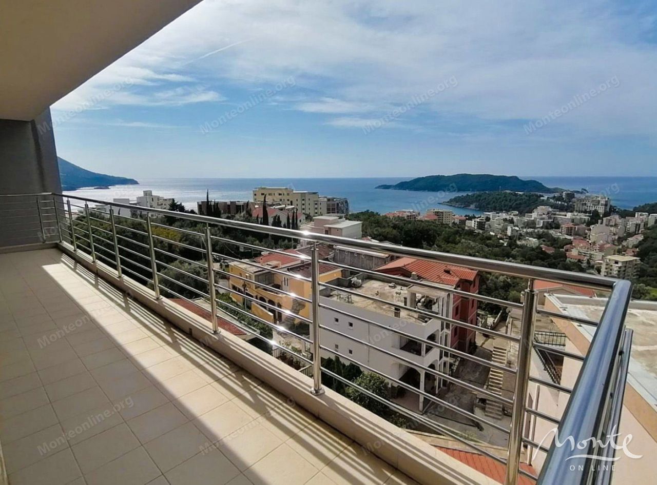 Flat in Budva, Montenegro, 98 m² - picture 1
