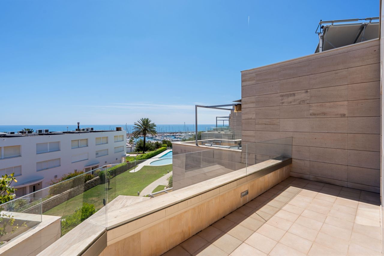 Haus in Torredembarra, Spanien, 340 m² - Foto 1