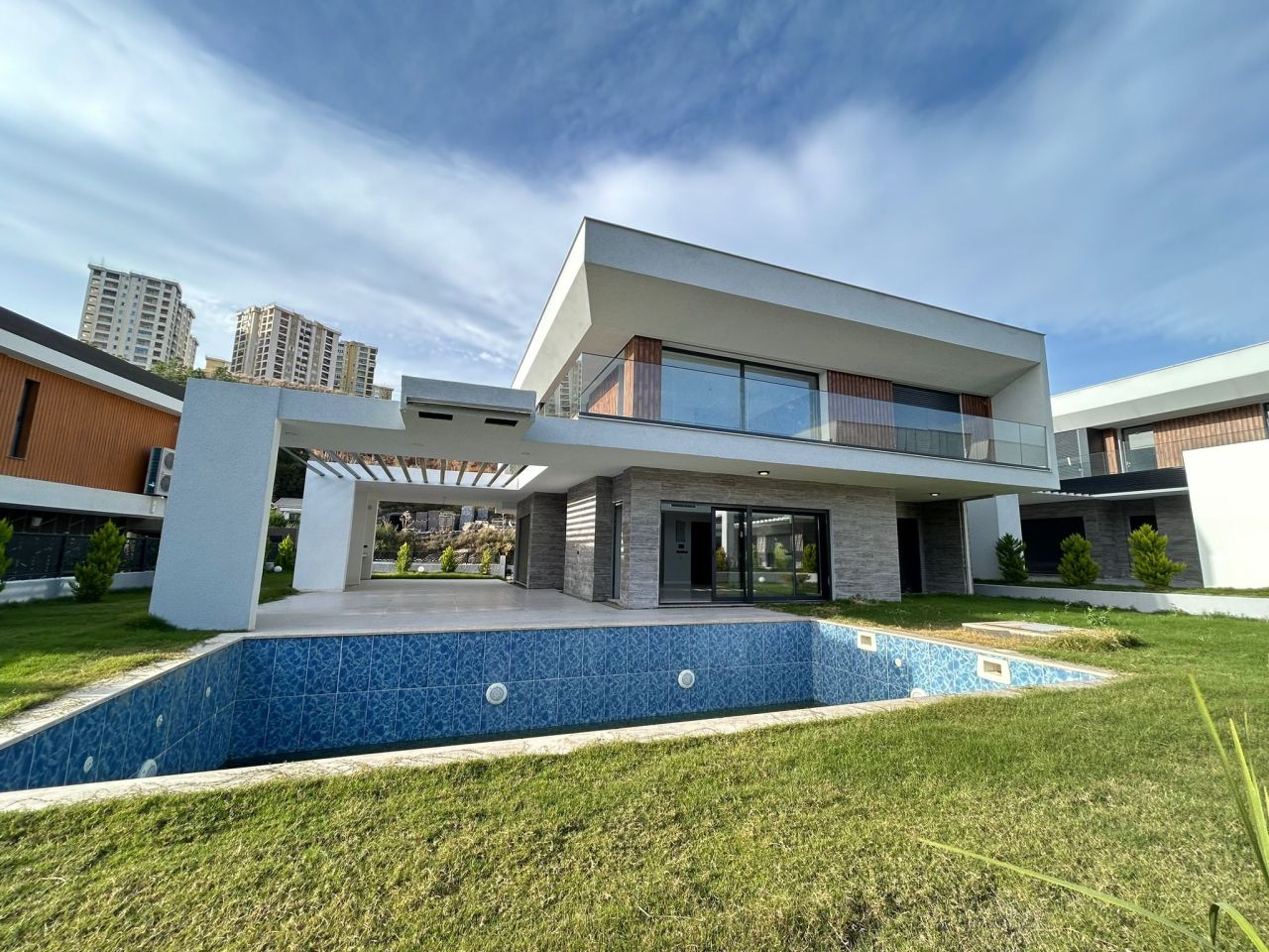 Villa in Kusadasi, Türkei, 280 m² - Foto 1