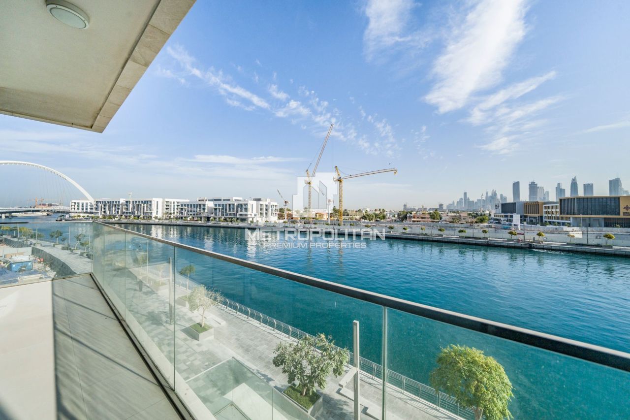 Apartment in Dubai, UAE, 159 m² - picture 1