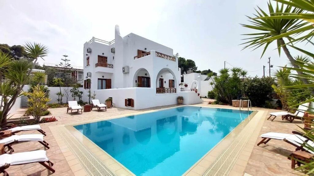 House on Aegina, Greece, 215 m² - picture 1
