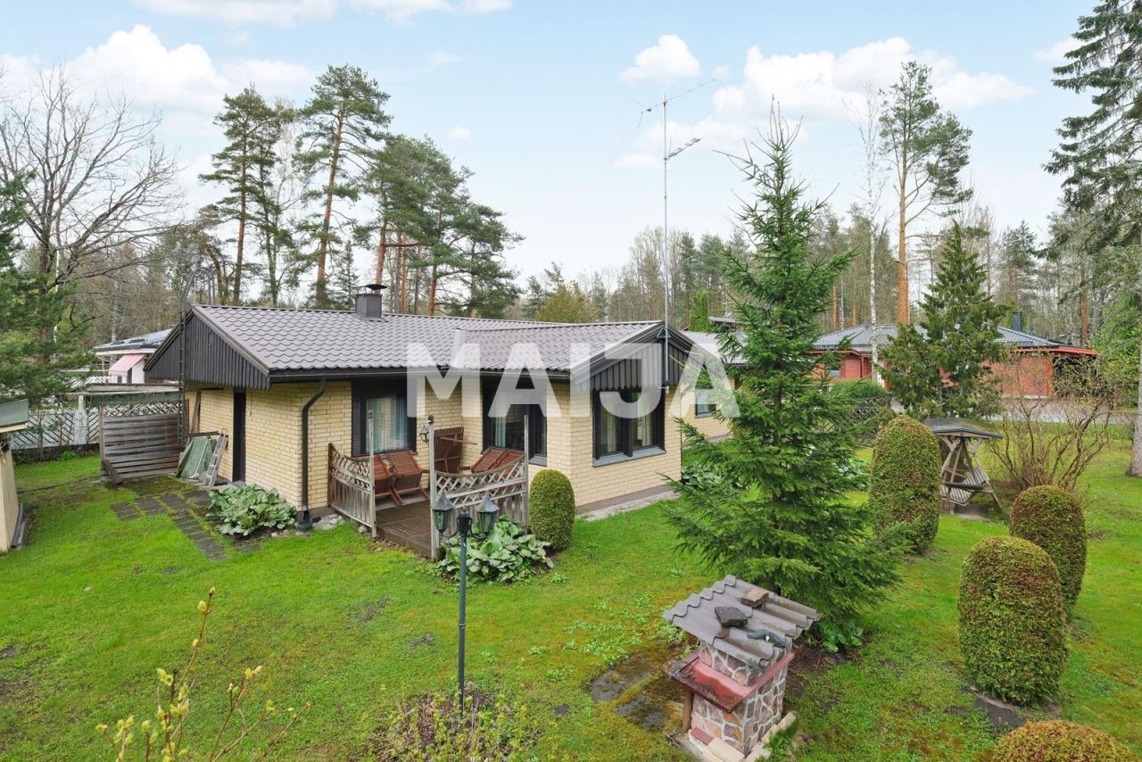 Casa en Vantaa, Finlandia, 125 m² - imagen 1