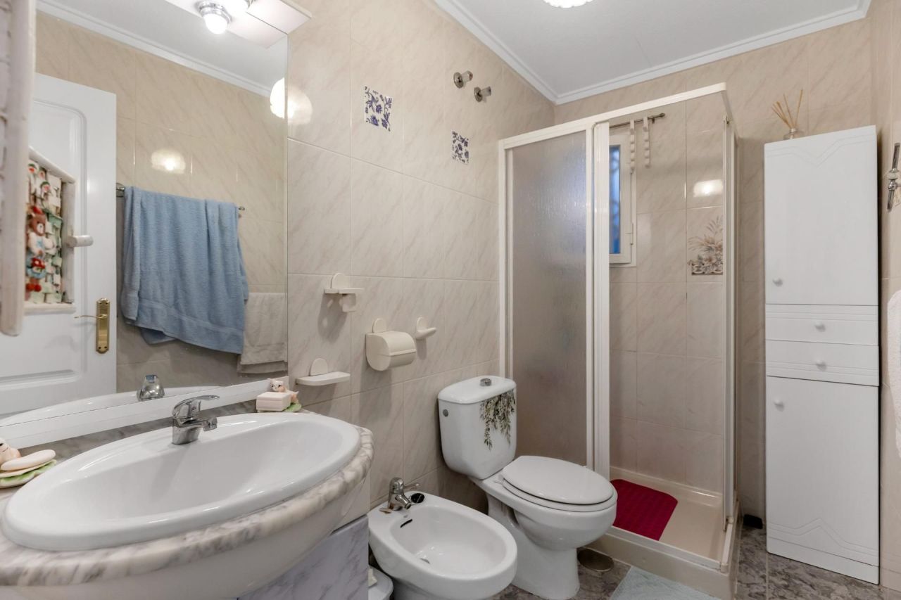 Appartamento a Torrevieja, Spagna, 58 m² - foto 14