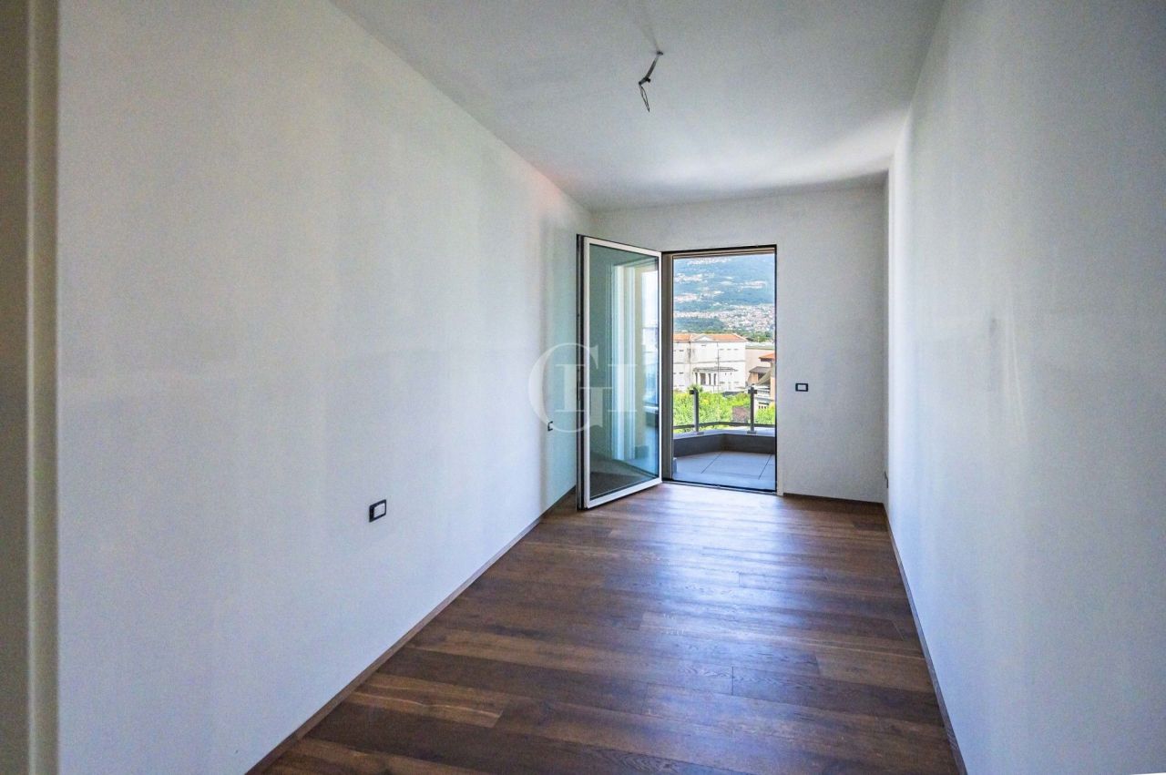 Ático por Lago Iseo, Italia, 226 m² - imagen 16
