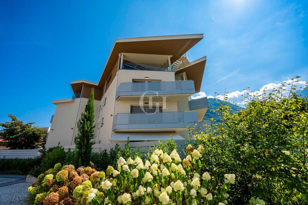 Ático por Lago Iseo, Italia, 226 m² - imagen 6