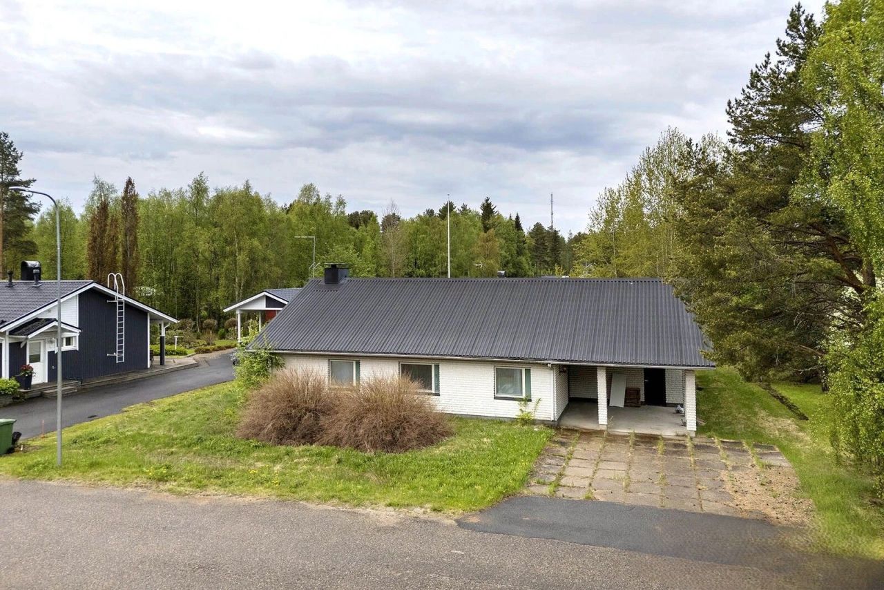 Maison à Oulu, Finlande, 114 m² - image 1