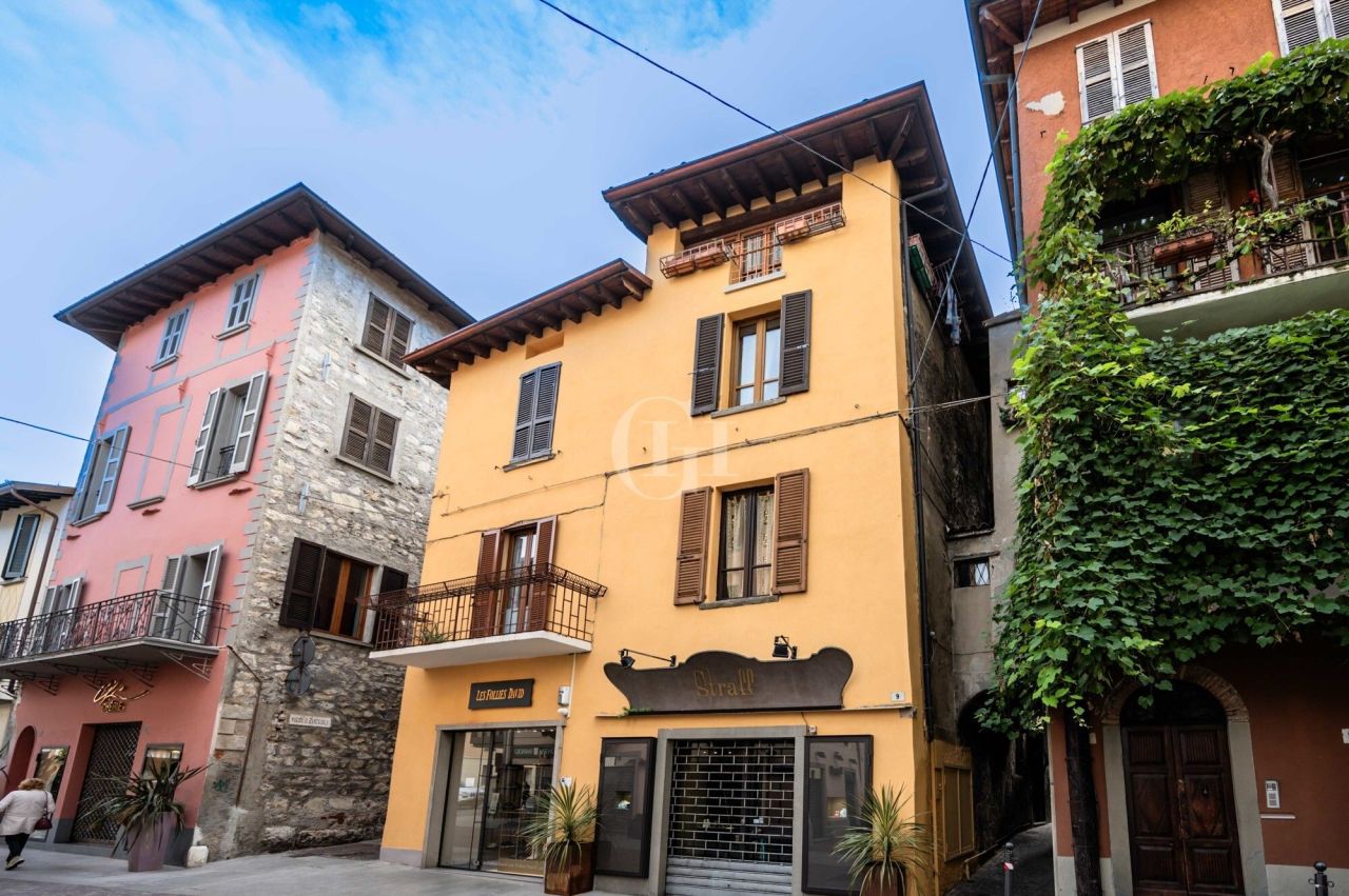 Casa di reddito sul Lago d'Iseo, Italia, 600 m² - foto 2