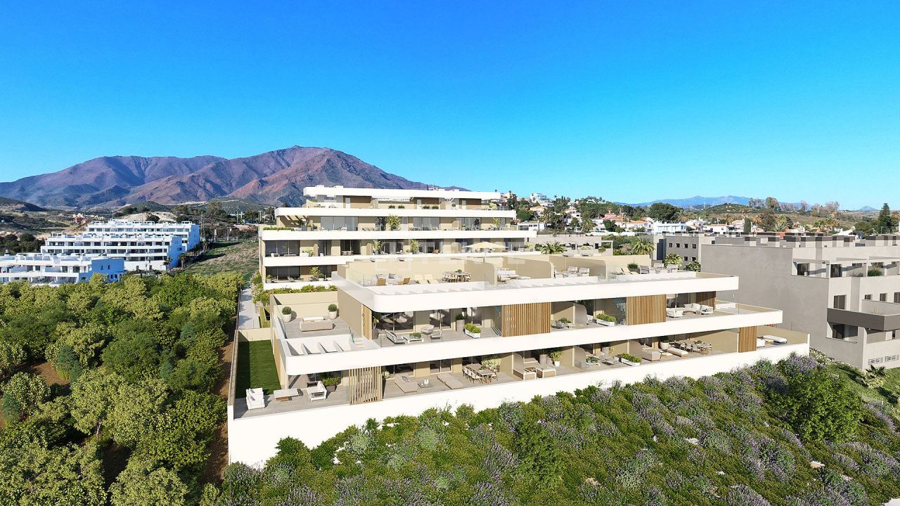 Appartement à Estepona, Espagne, 90 m² - image 1