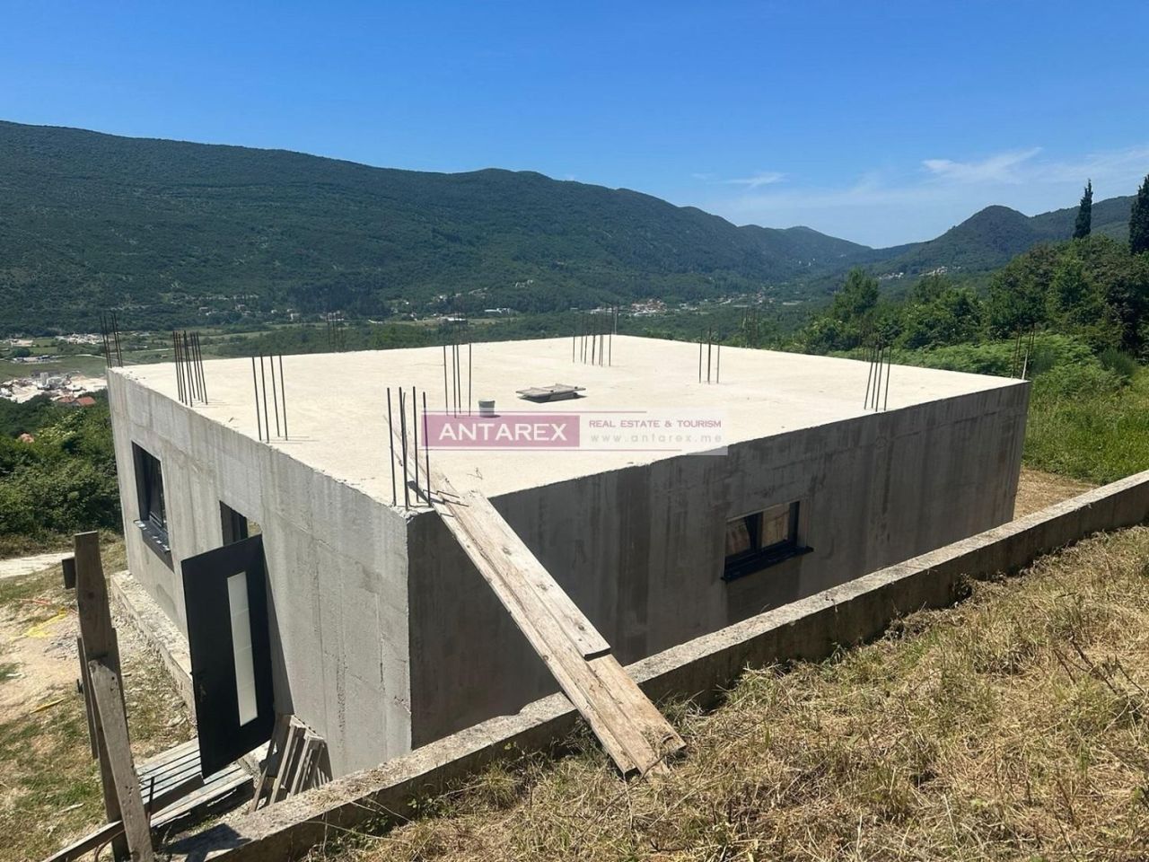 Villa en Herceg-Novi, Montenegro, 90 m² - imagen 4