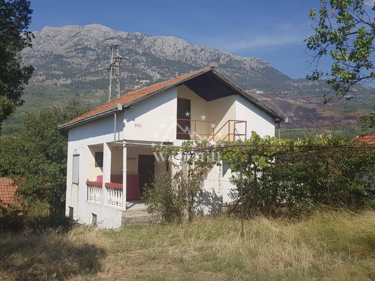 Haus in Dobra Voda, Montenegro, 75 m² - Foto 1