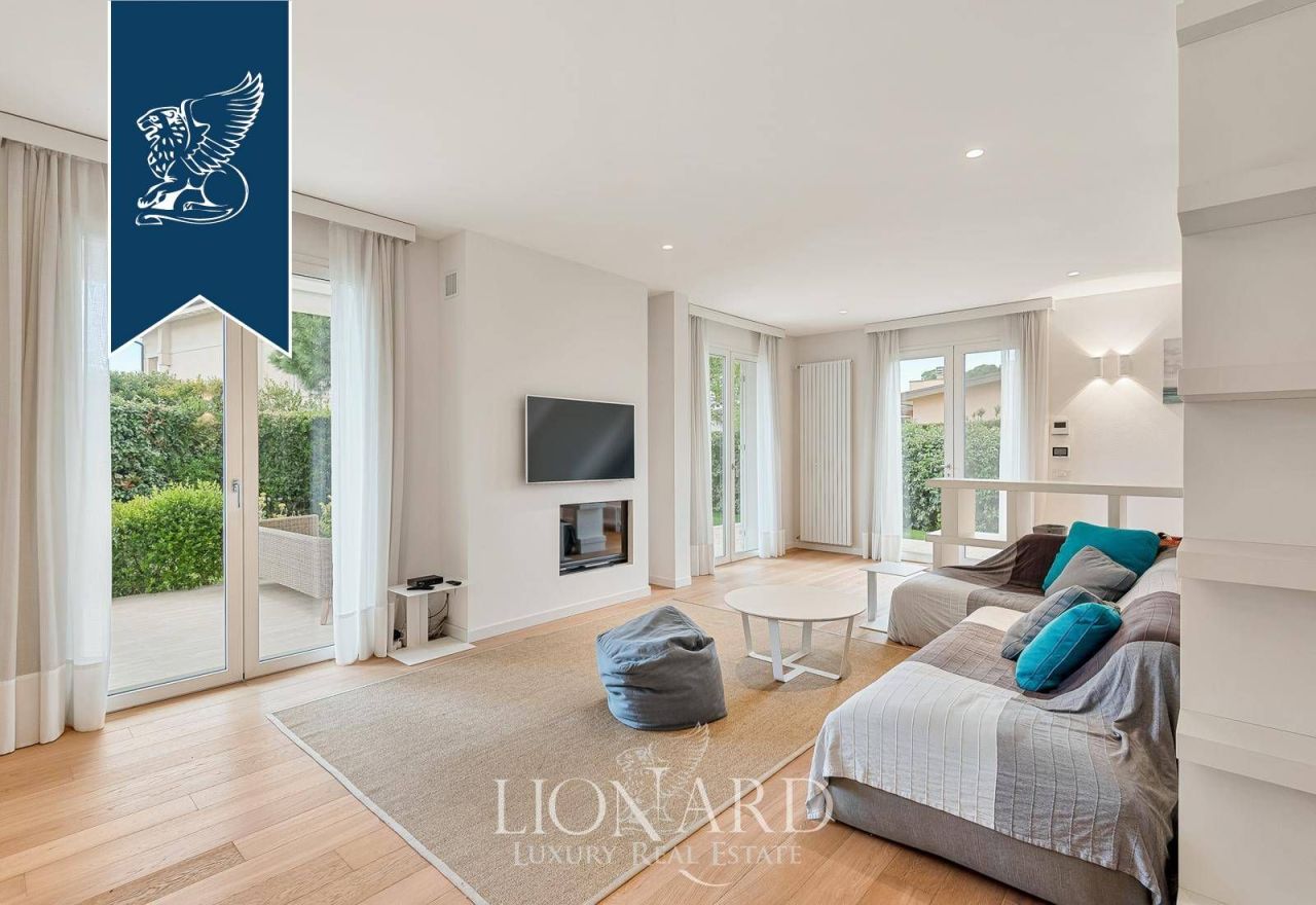 Villa a Forte dei Marmi, Italia, 250 m² - foto 9