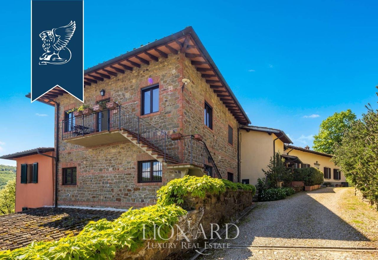 Ferme à Greve in Chianti, Italie, 1 900 m² - image 11
