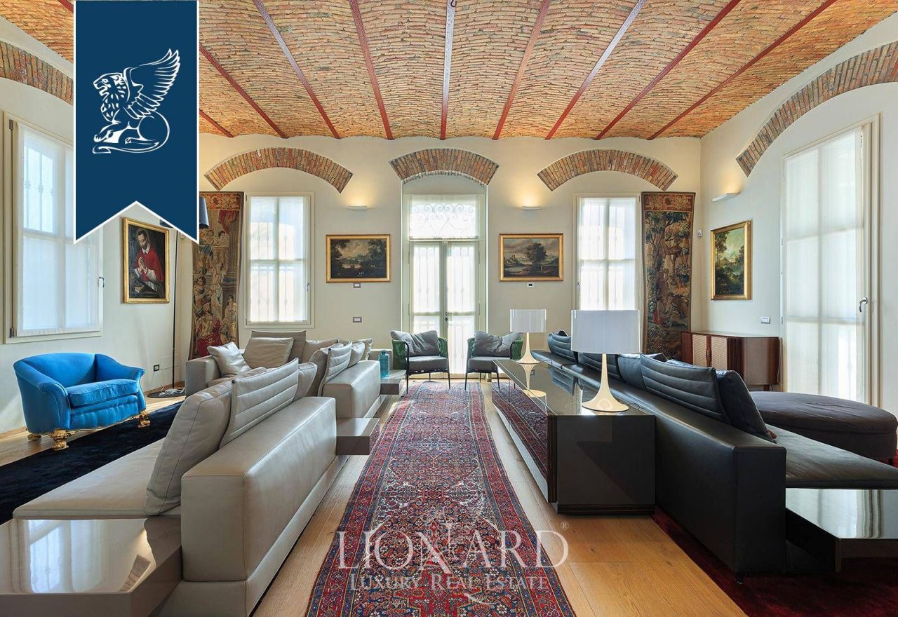 Villa en Erba, Italia, 2 520 m² - imagen 15