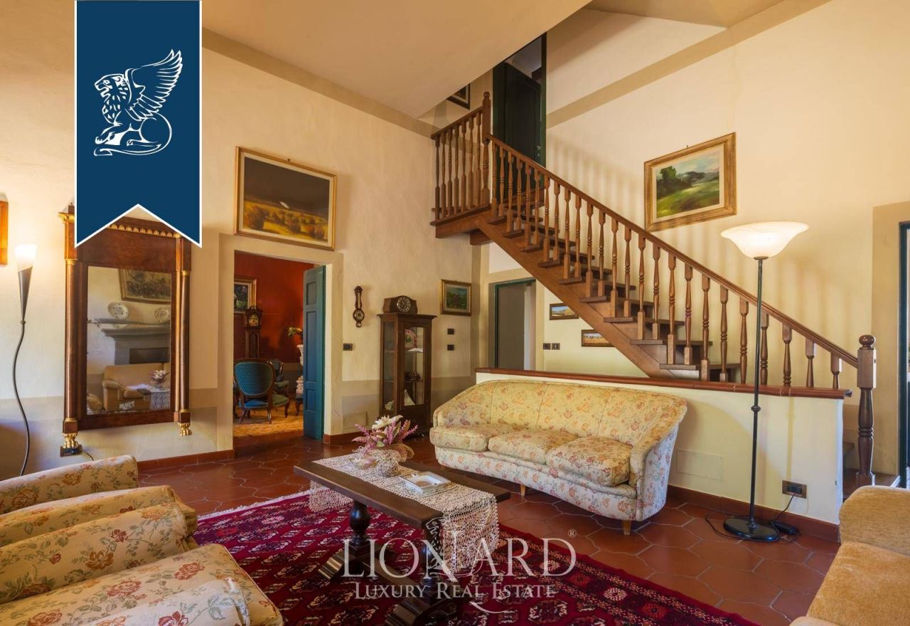 Ferme à Greve in Chianti, Italie, 1 900 m² - image 16