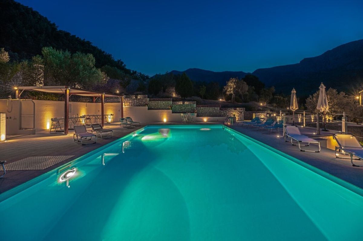 Casa en Peloponeso, Grecia, 420 m² - imagen 5