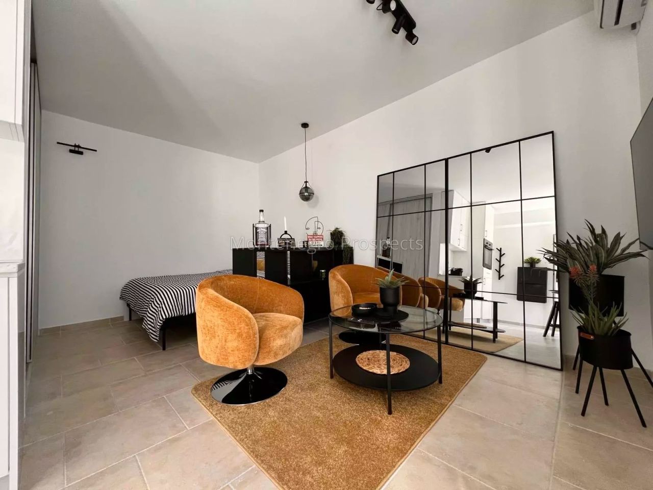 Apartment in Ljuta, Montenegro, 23 m² - picture 4