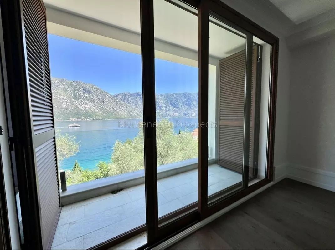 Villa en Stoliv, Montenegro, 664 m² - imagen 12