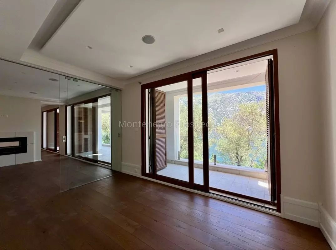 Villa en Stoliv, Montenegro, 664 m² - imagen 4