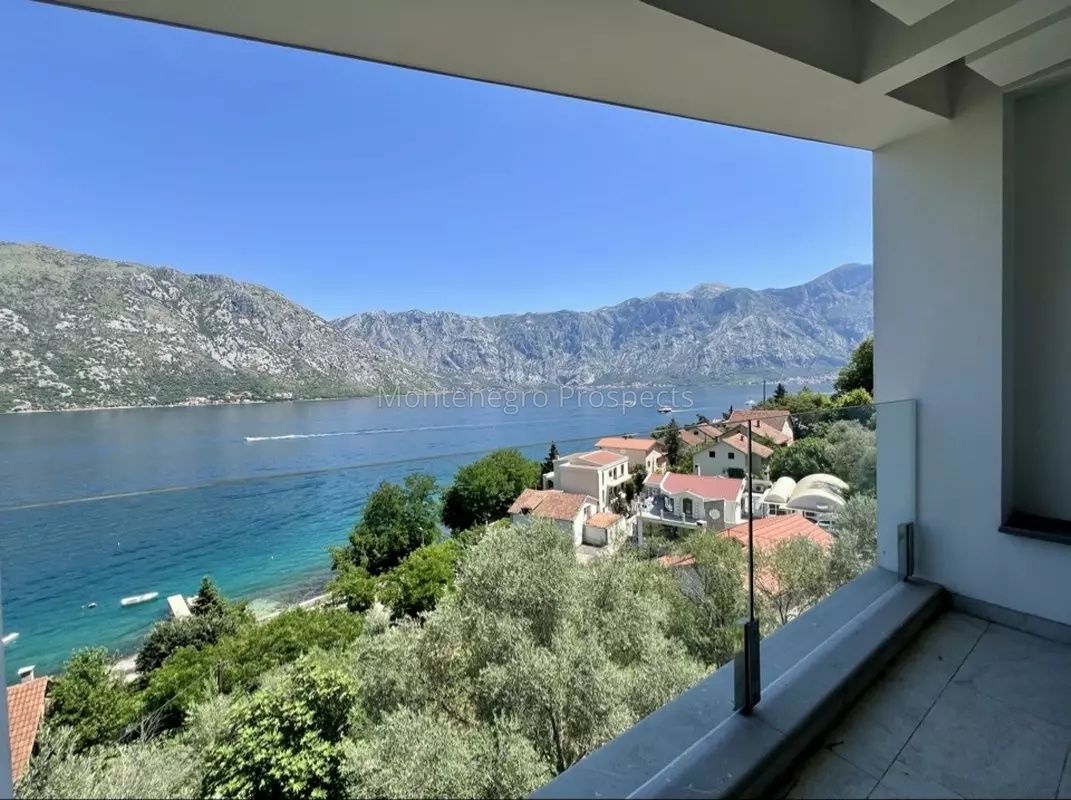 Villa en Stoliv, Montenegro, 664 m² - imagen 18