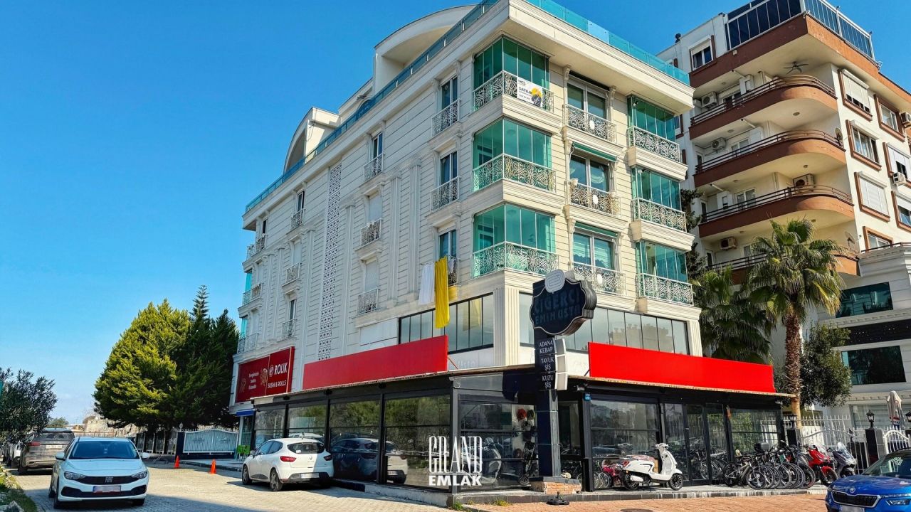 Commercial property in Antalya, Turkey, 450 m² - picture 2