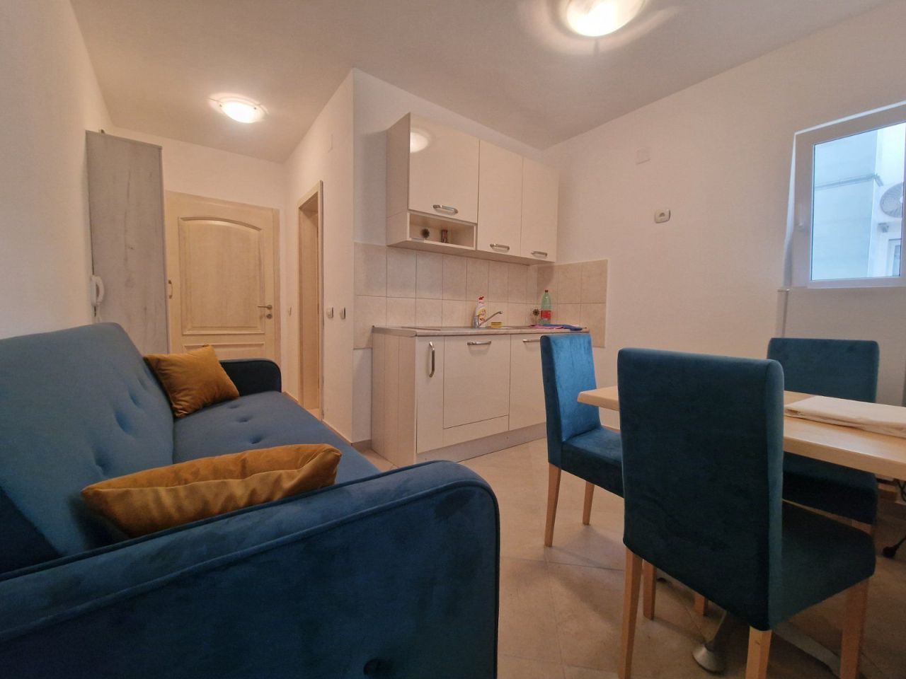 Apartment in Rafailovici, Montenegro, 30 m² - picture 1