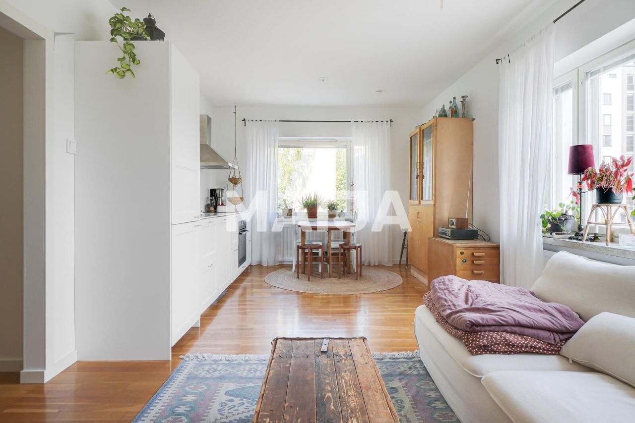Apartment in Riihimaki, Finland, 56.5 m² - picture 1