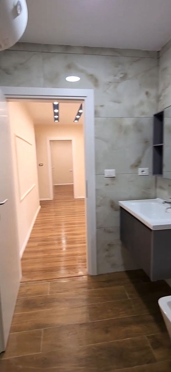 Wohnung in Durres, Albanien, 80 m² - Foto 1