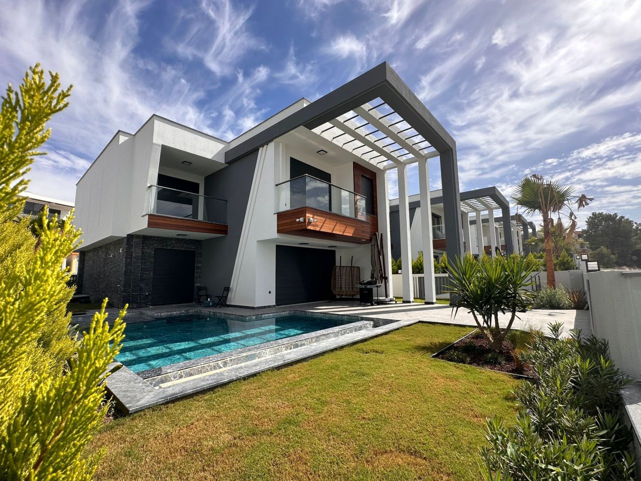 Villa in Kusadasi, Türkei, 236 m² - Foto 1