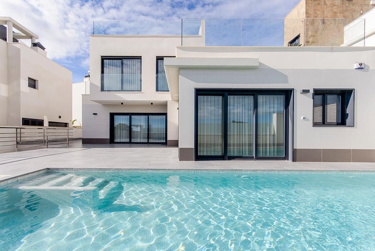 Villa in San Miguel de Salinas, Spain, 126 m² - picture 1