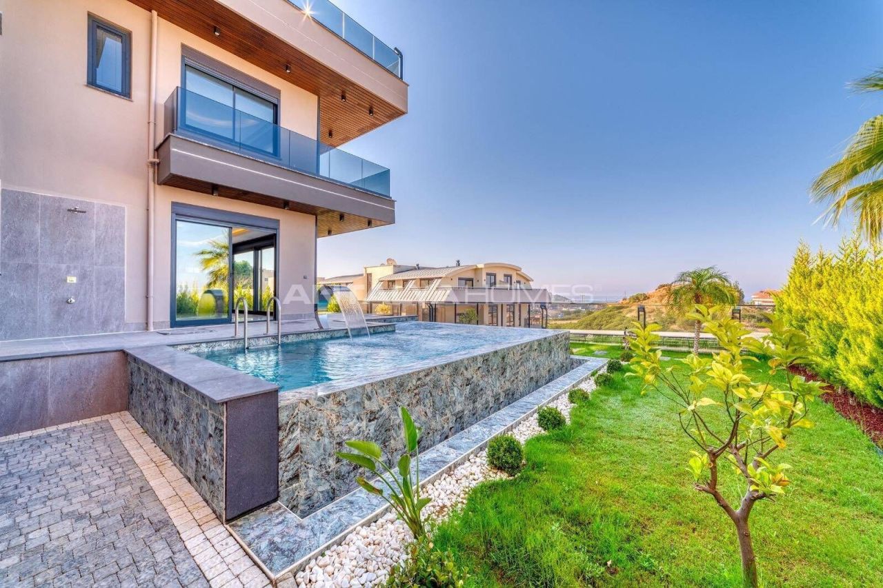 Villa in Alanya, Turkey, 290 m² - picture 1