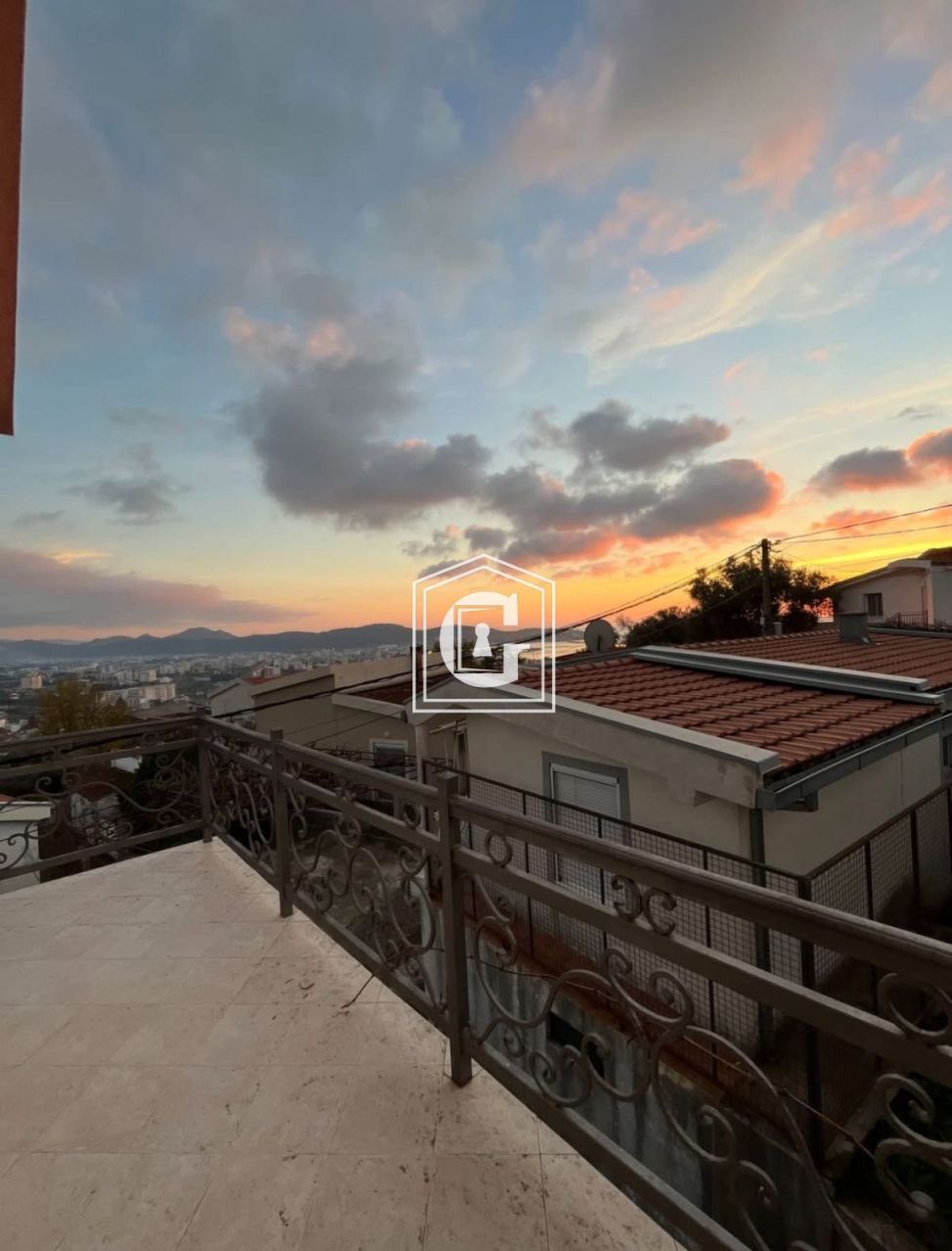 Villa en el Bar, Montenegro, 175 m² - imagen 3