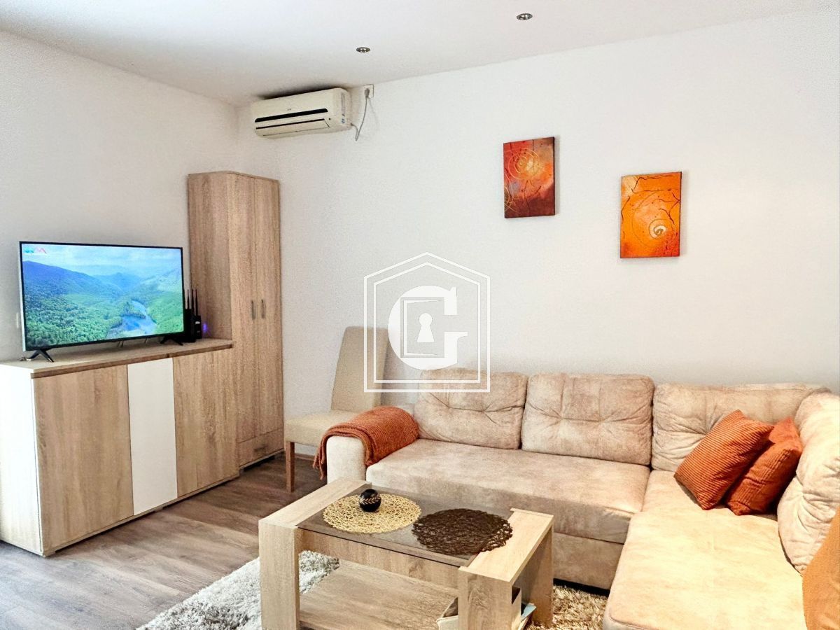 Apartamento en Budva, Montenegro, 88 m² - imagen 5