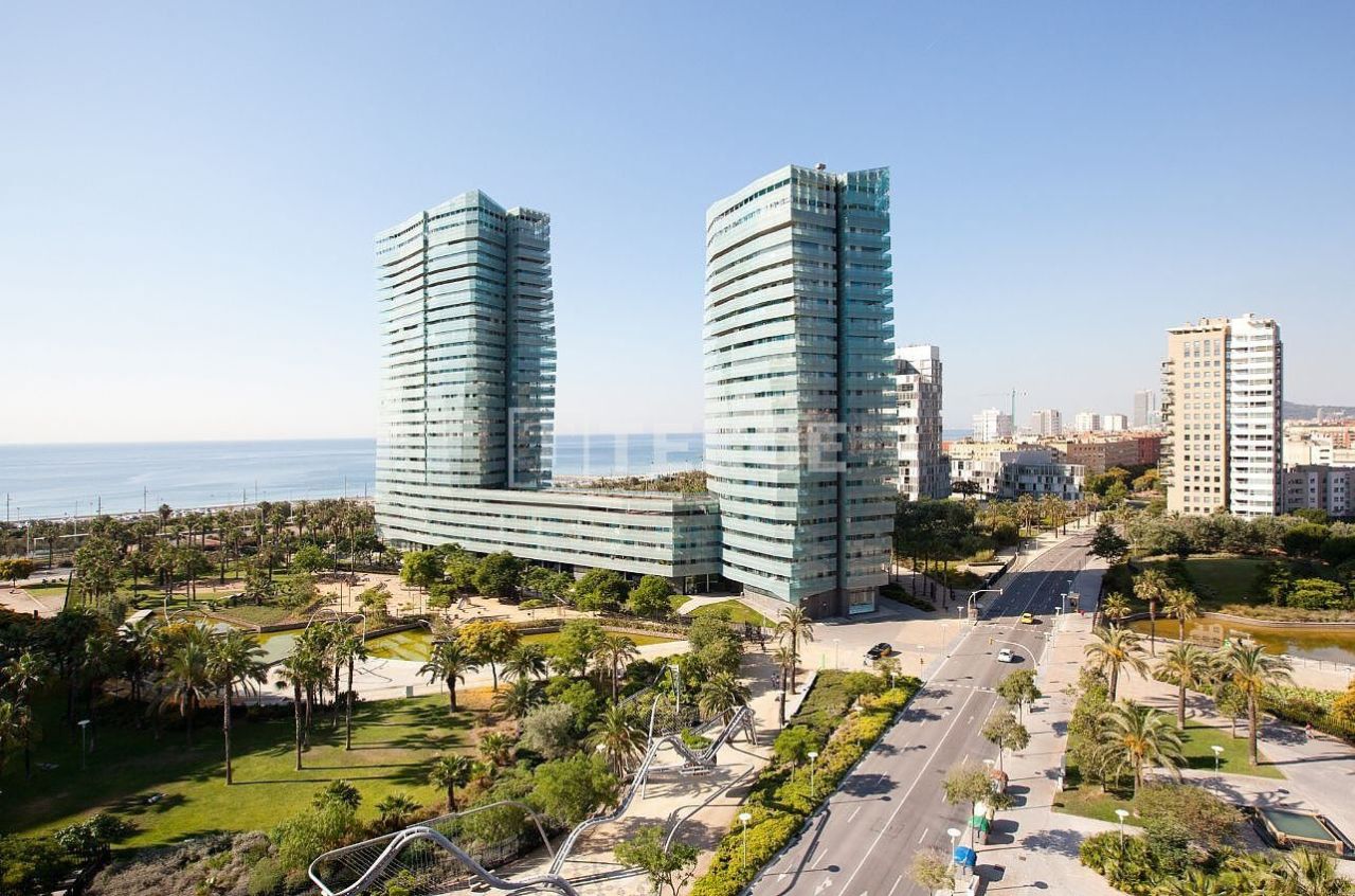 Apartamento Sant Marti, España, 183 m² - imagen 1