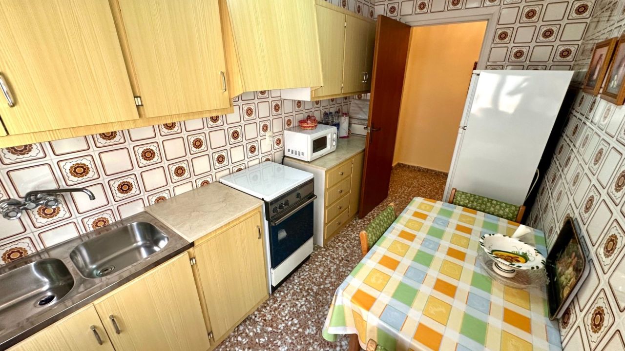 Apartment in Guardamar del Segura, Spain, 100 m² - picture 7