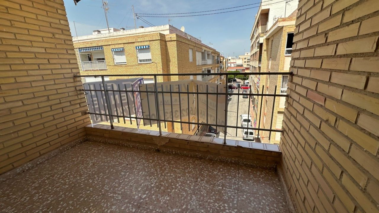 Apartment in Guardamar del Segura, Spain, 100 m² - picture 13
