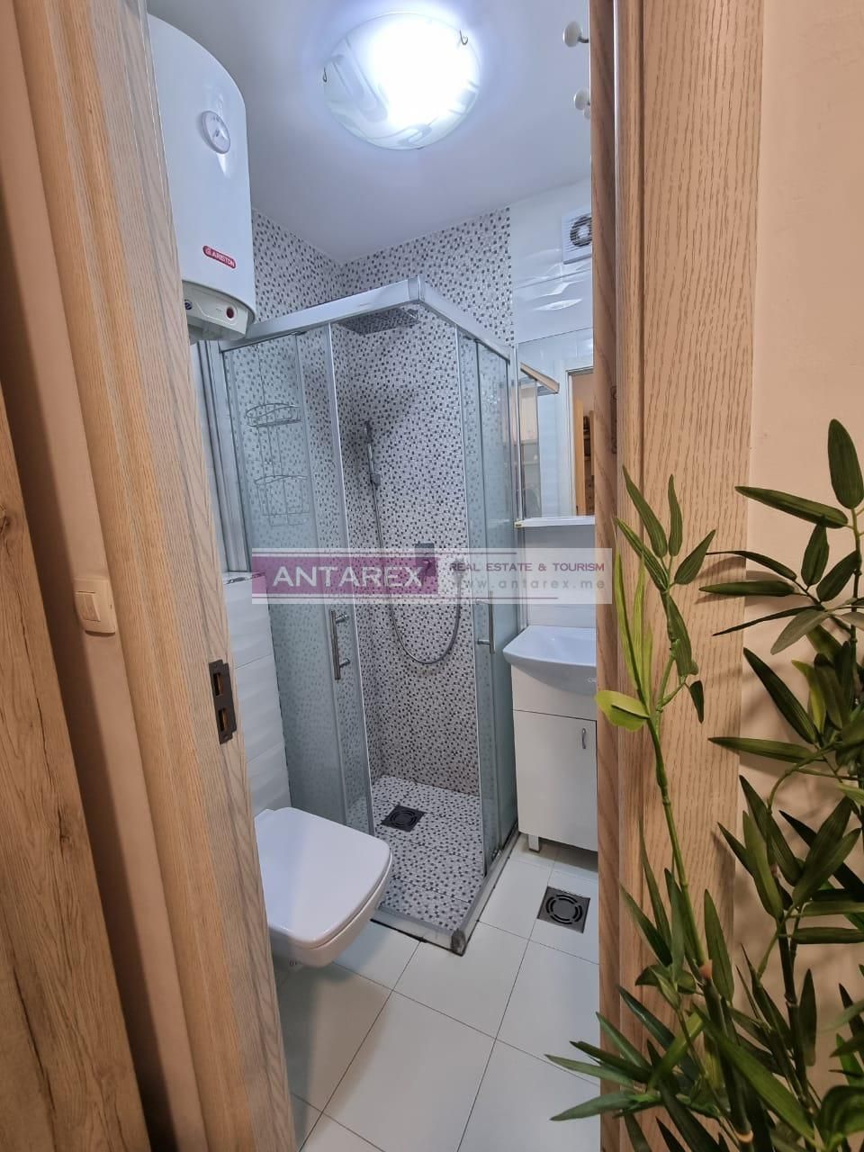 Apartment in Becici, Montenegro, 24 m² - picture 8