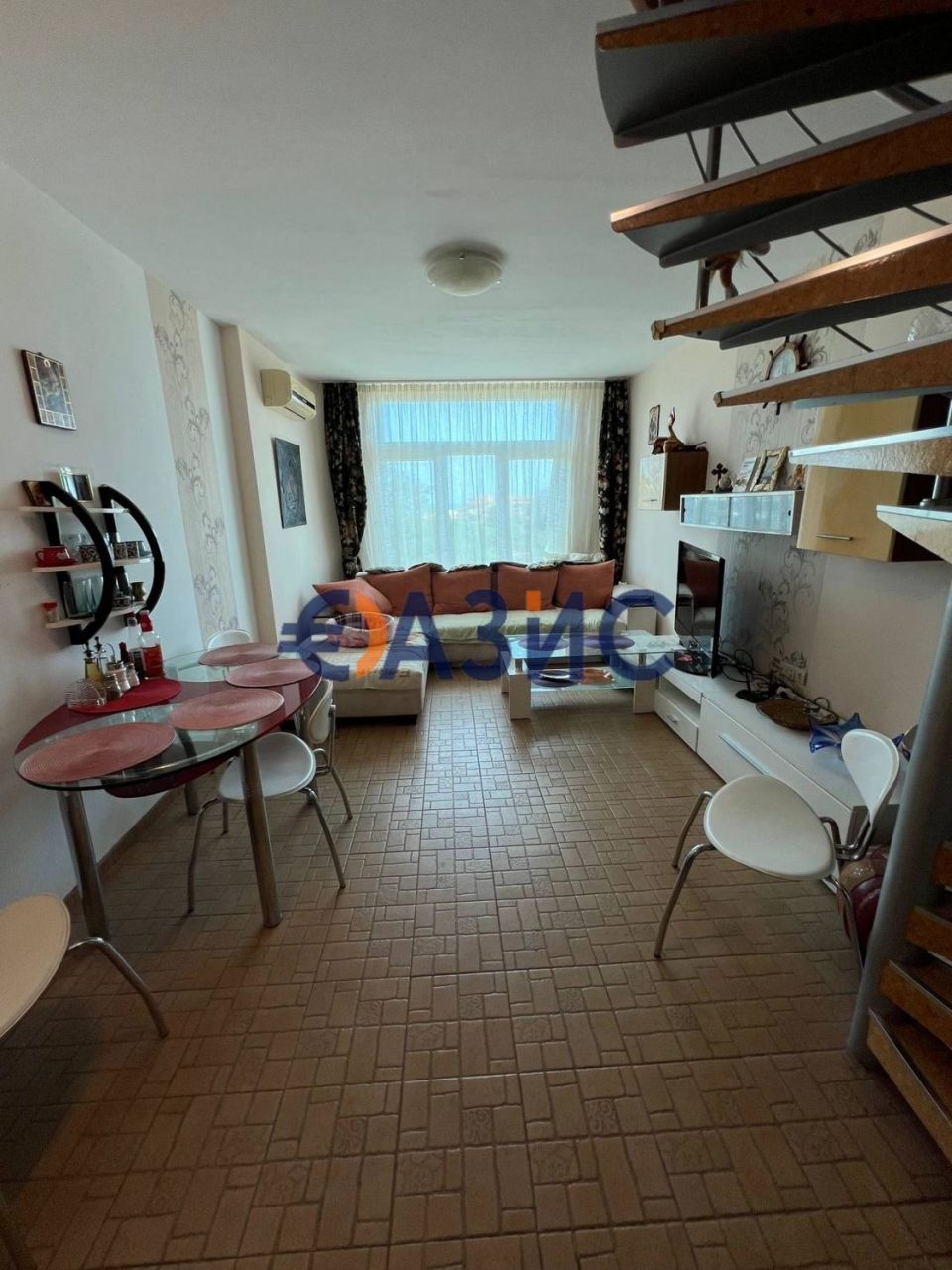 Appartement à Slantchev Briag, Bulgarie, 75 m² - image 1
