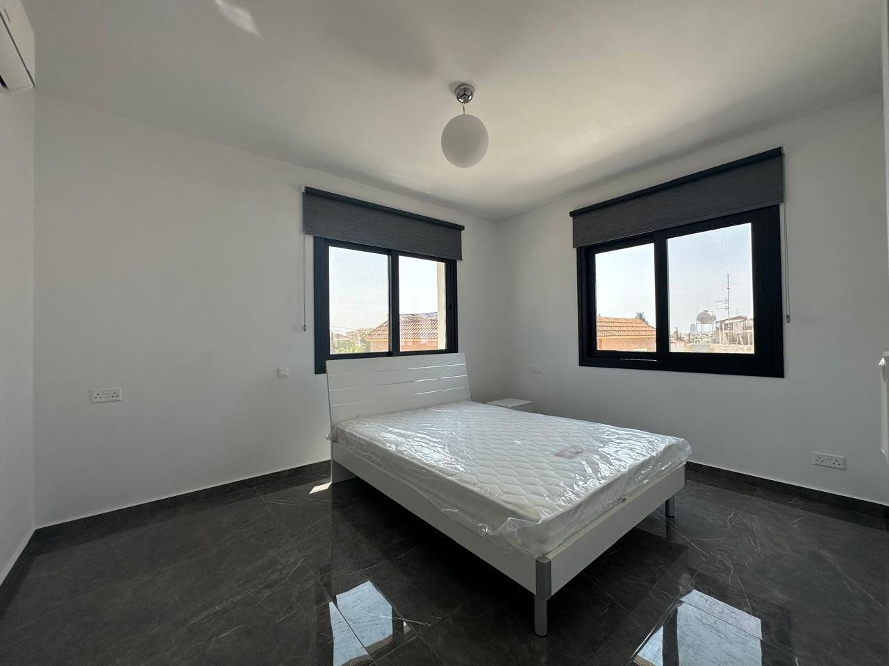 Apartment in Kato Polemidia, Cyprus - picture 1