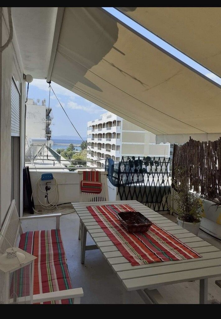 Wohnung in Glyfada, Griechenland, 72 m² - Foto 1