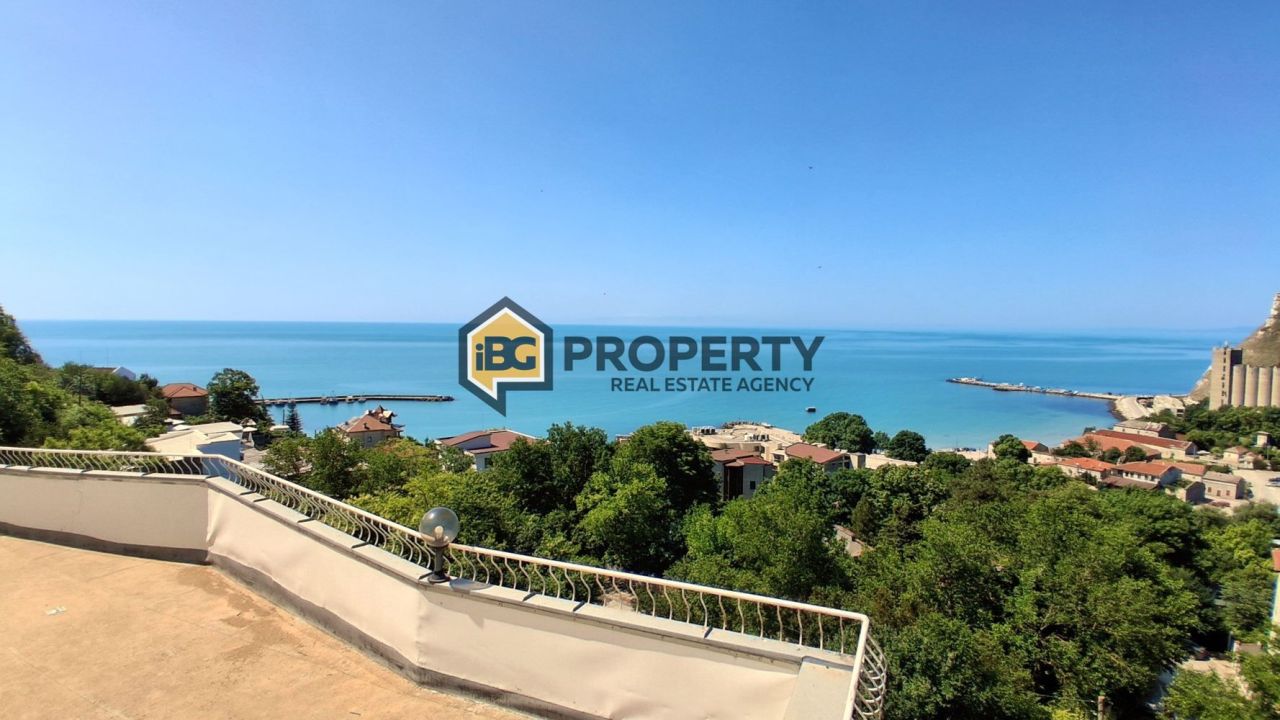 Appartement à Kavarná, Bulgarie, 104 m² - image 1