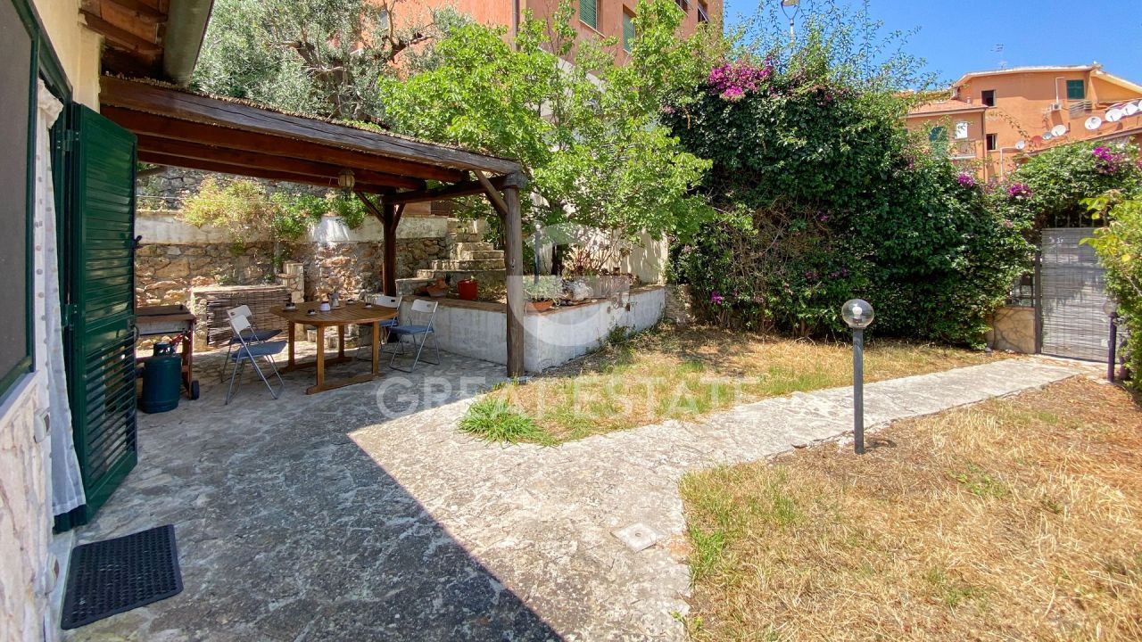 Villa à Monte Argentario, Italie, 72.5 m² - image 4