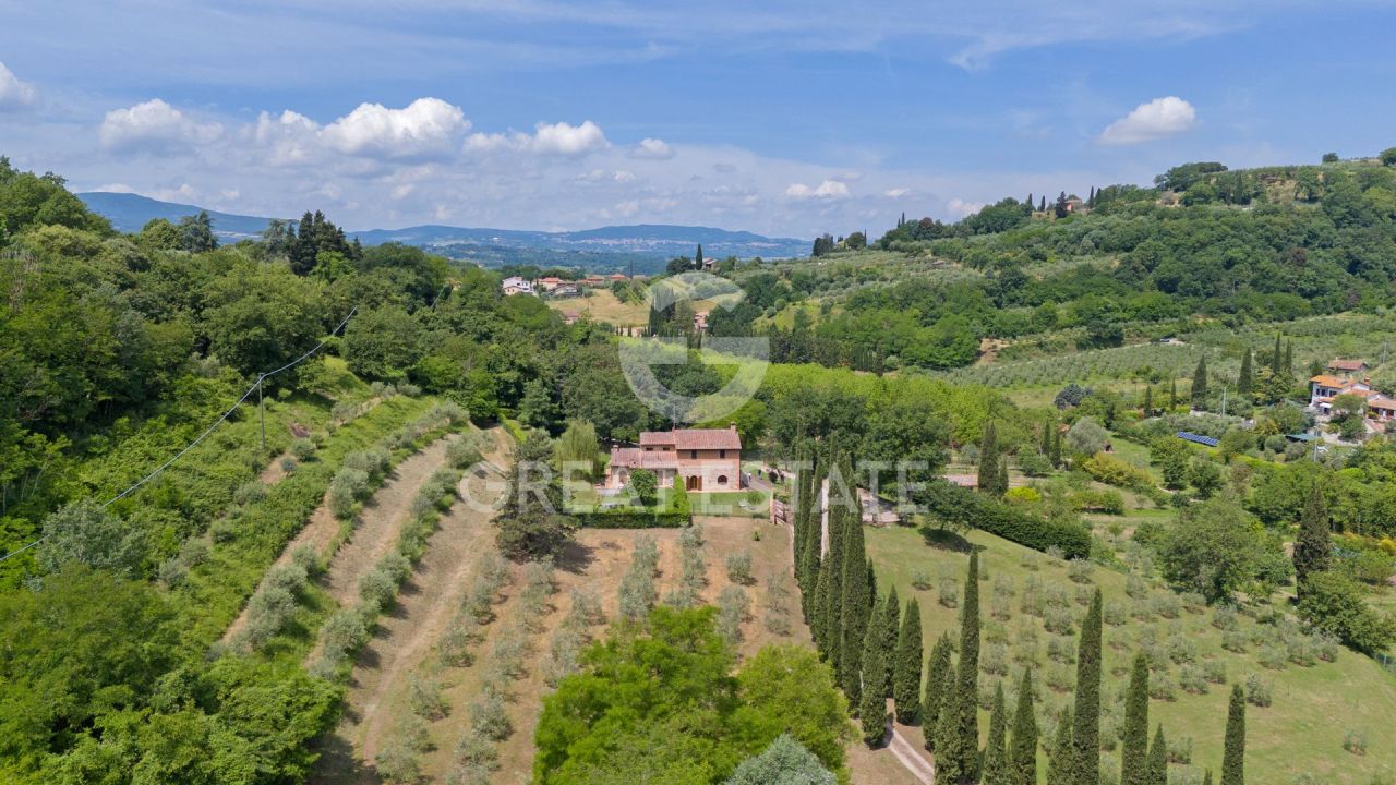 House in Chiusi, Italy, 275.9 m² - picture 7