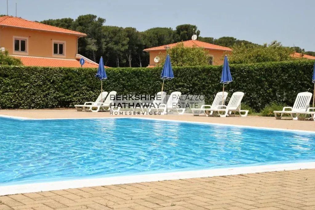 Villa en Pizzo, Italia, 117 m² - imagen 1