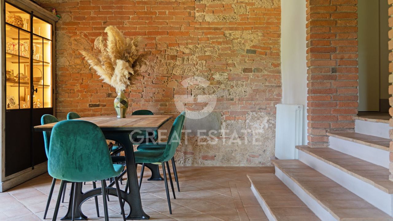 House in Chiusi, Italy, 275.9 m² - picture 15