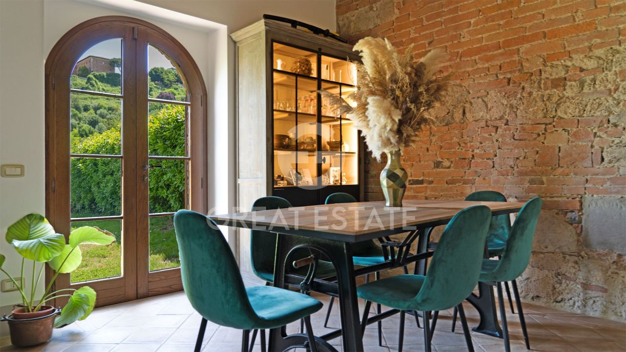 House in Chiusi, Italy, 275.9 m² - picture 16