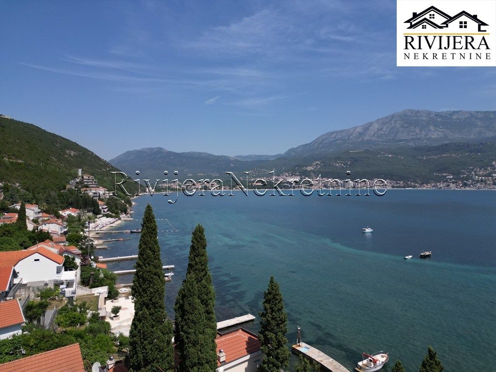 Villa in Herceg-Novi, Montenegro, 430 m² - picture 3