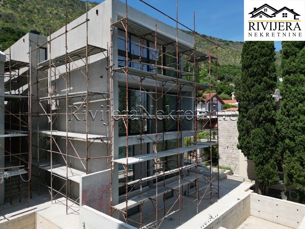 Villa in Herceg-Novi, Montenegro, 430 m² - picture 8