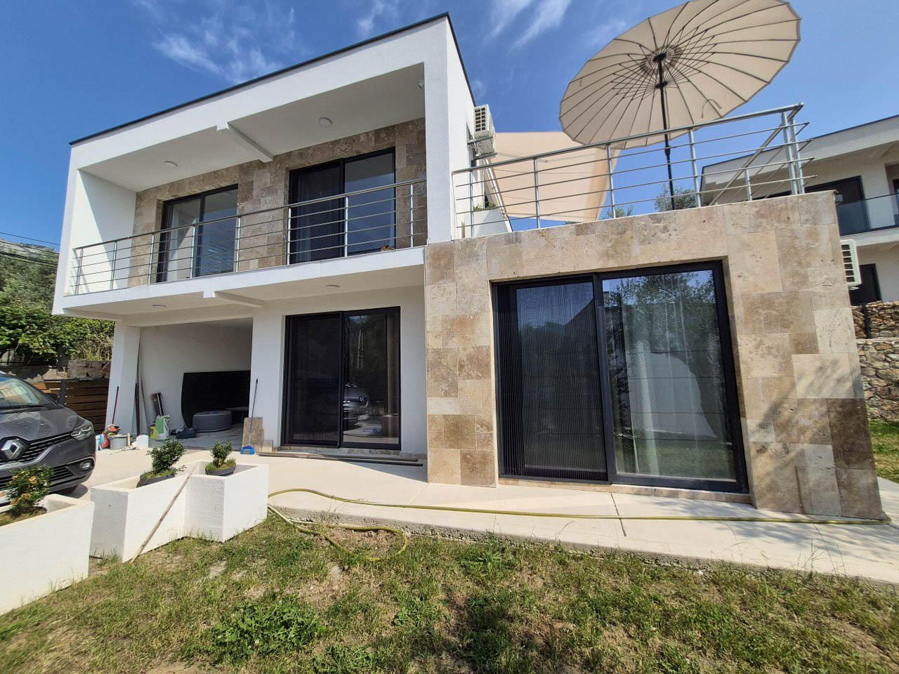 Haus in Bar, Montenegro, 151 m² - Foto 1