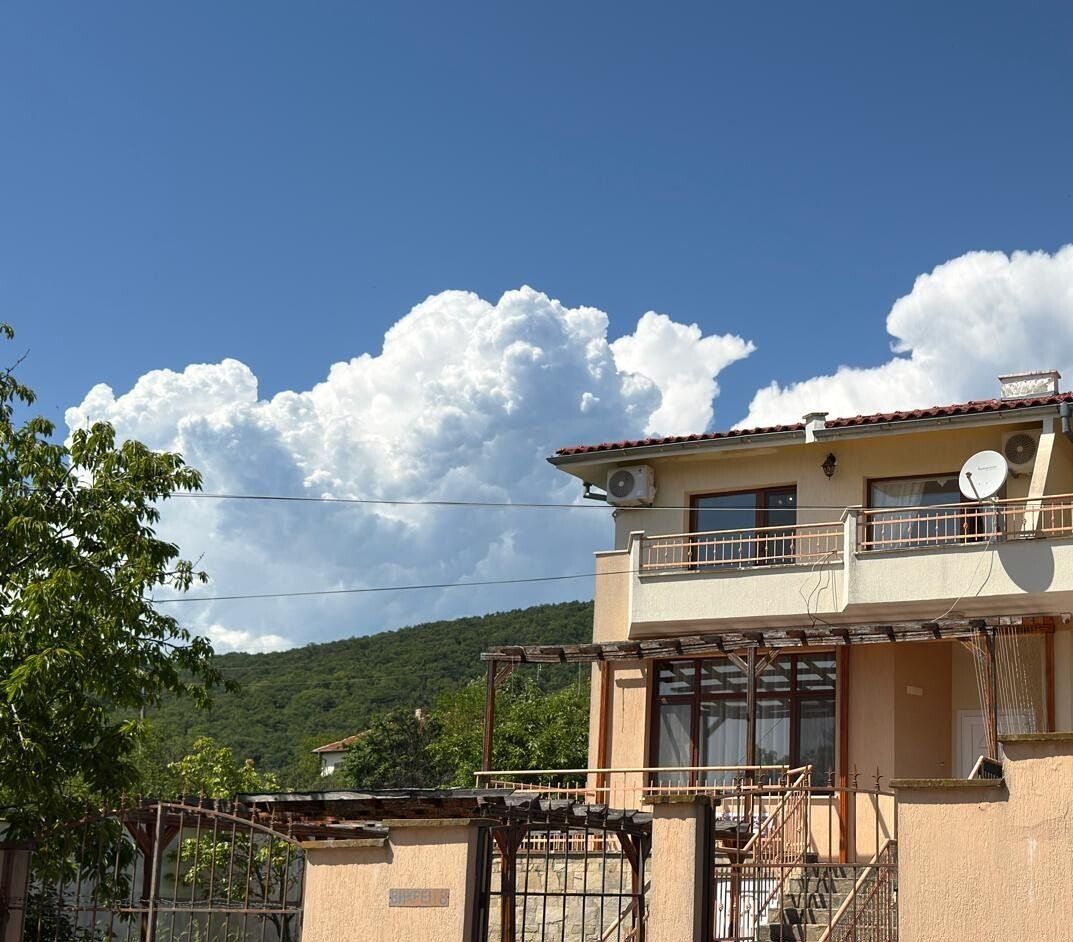 Maison à Kosharitsa, Bulgarie, 163 m² - image 1